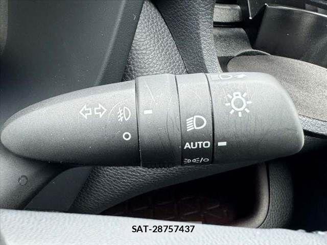 Toyota RAV4 2025-04 8037873-23