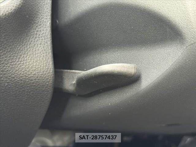Toyota RAV4 2025-04 8037873-26