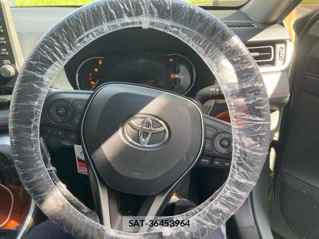 Toyota RAV4 2020-12 8037885-14