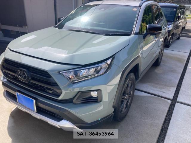 Toyota RAV4 2020-12 8037885-1