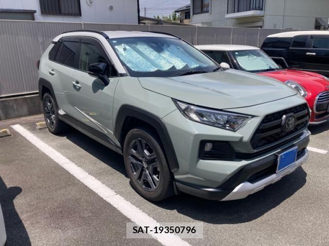 Toyota RAV4 2019-12 8037883-1