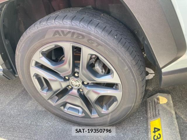 Toyota RAV4 2019-12 8037883-7