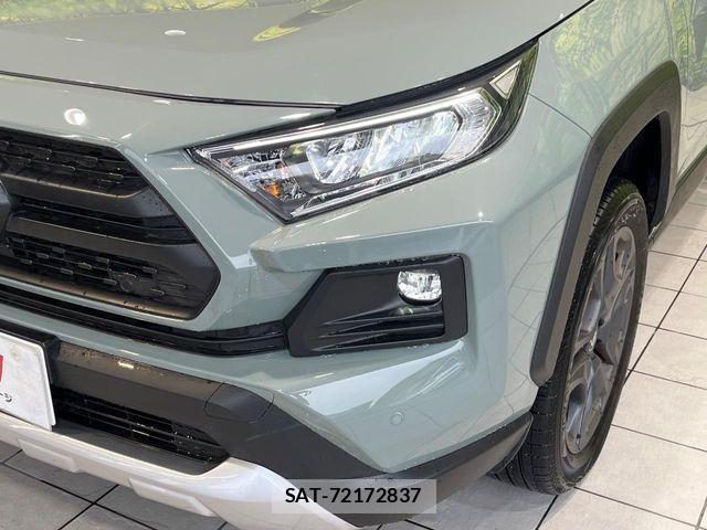Toyota RAV4 2025-04 8037869-12