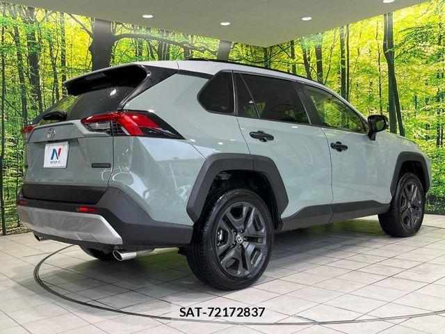 Toyota RAV4 2025-04 8037869-17