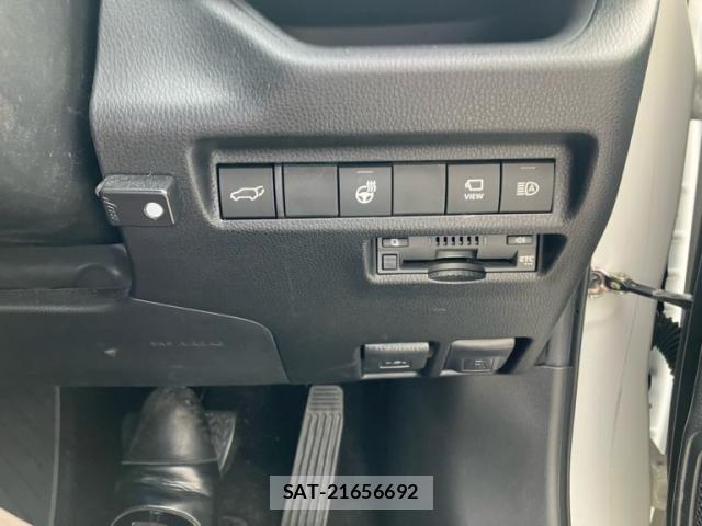 Toyota RAV4 2022-06 8037878-13