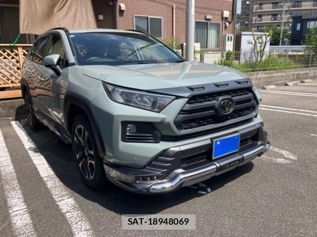 Toyota RAV4 2019-04 8037877-0