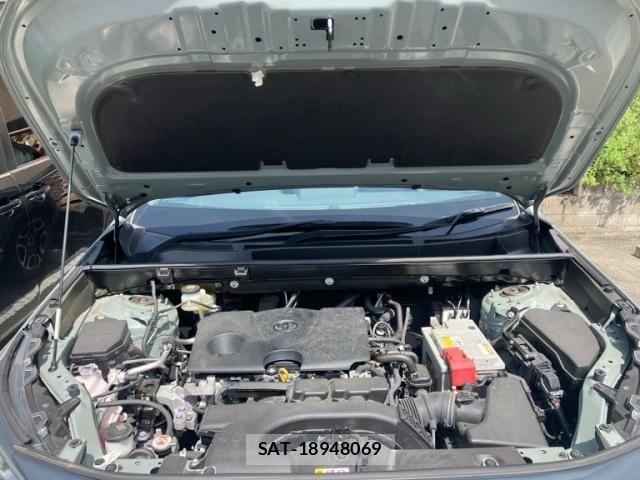 Toyota RAV4 2019-04 8037877-7