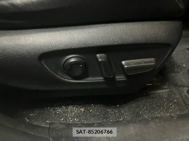 Toyota RAV4 2020-03 8037886-7