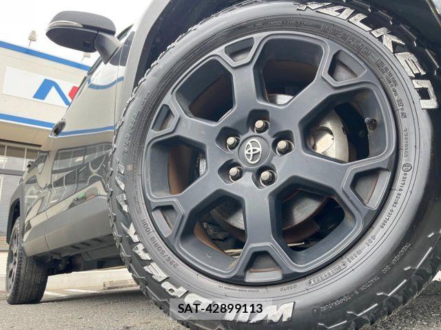 Toyota RAV4 2023-06 8037874-14