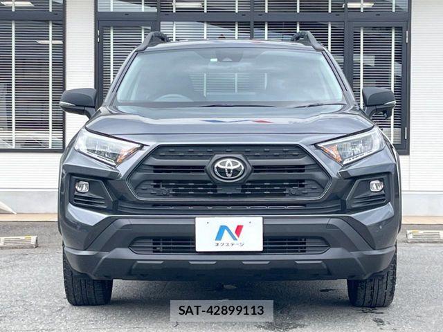 Toyota RAV4 2023-06 8037874-15