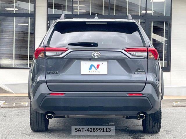 Toyota RAV4 2023-06 8037874-16