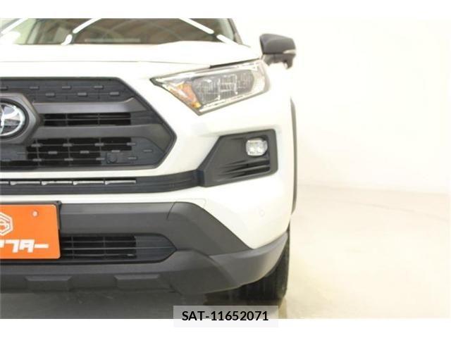 Toyota RAV4 2023-01 8037879-14