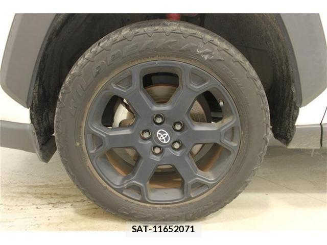 Toyota RAV4 2023-01 8037879-25