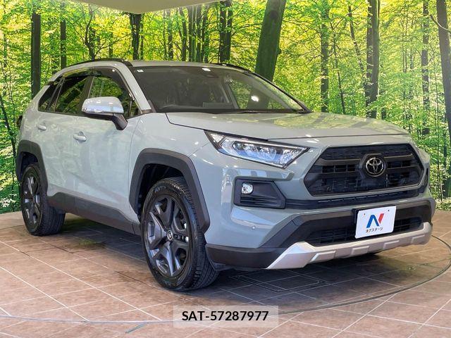 Toyota RAV4 2022-06 8037872-15