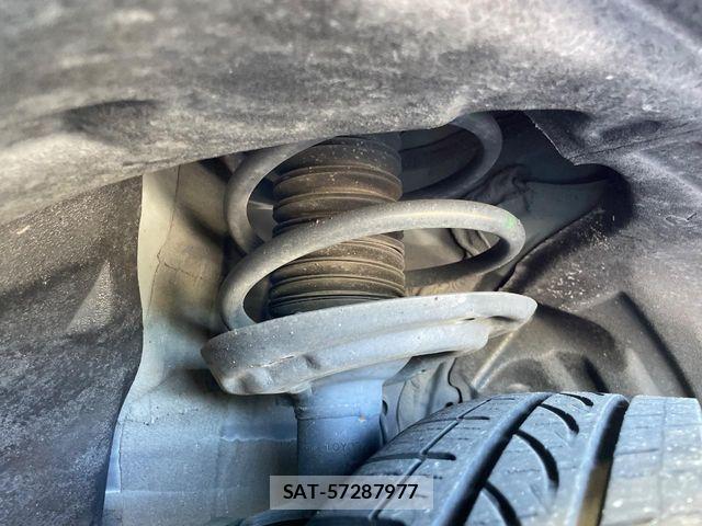 Toyota RAV4 2022-06 8037872-19