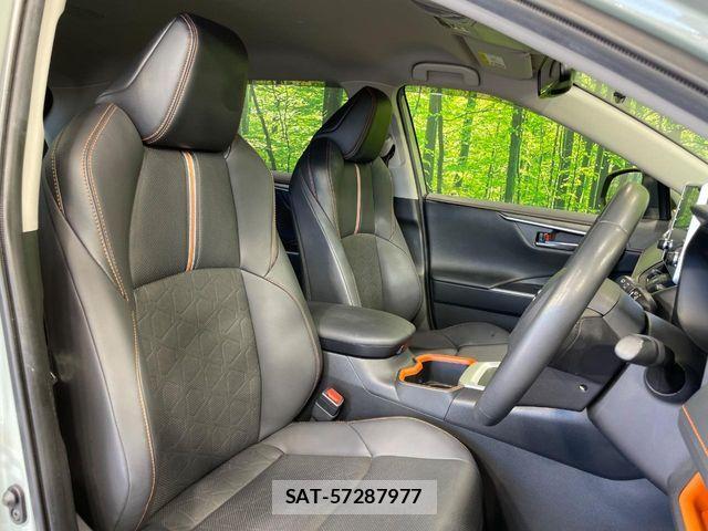 Toyota RAV4 2022-06 8037872-7