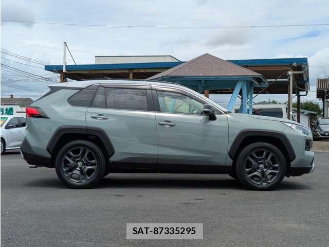 Toyota RAV4 2023-07 8037876-6