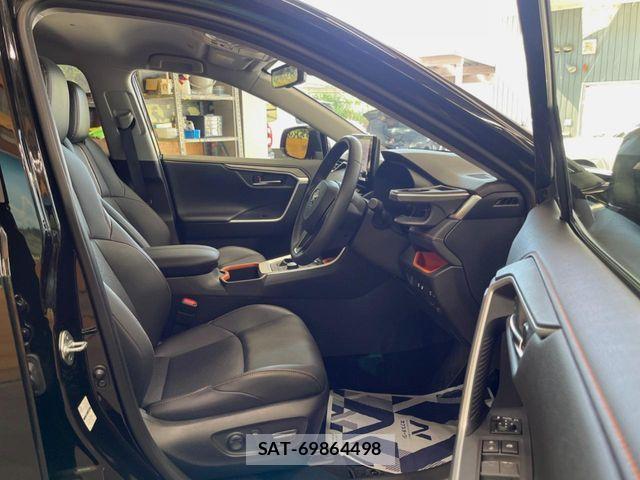 Toyota RAV4 2025-05 8037870-8