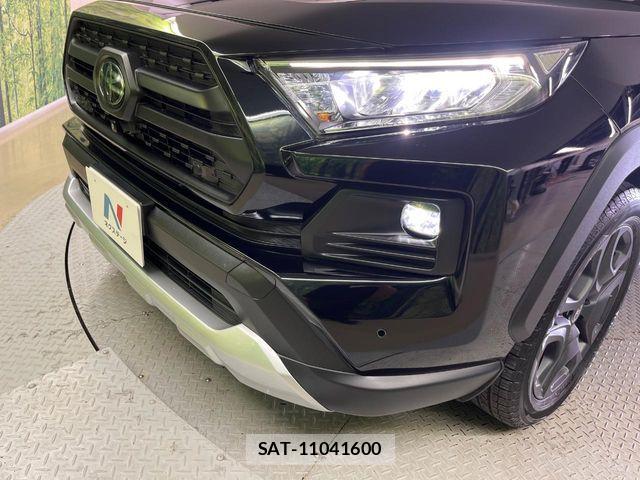 Toyota RAV4 2023-07 8037871-12