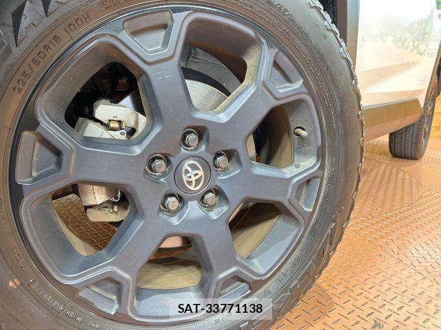Toyota RAV4 2021-04 8075309-12
