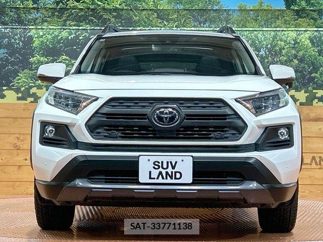 Toyota RAV4 2021-04 8075309-13