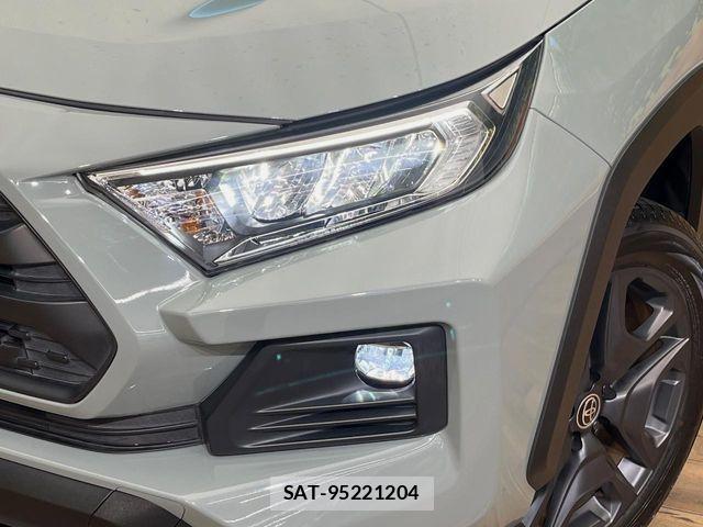 Toyota RAV4 2022-04 8075312-13