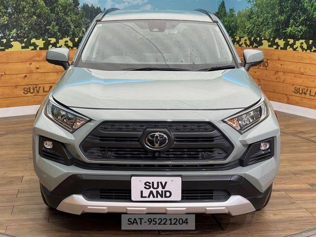 Toyota RAV4 2022-04 8075312-15