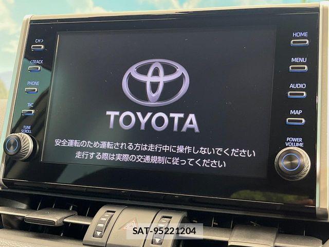 Toyota RAV4 2022-04 8075312-2