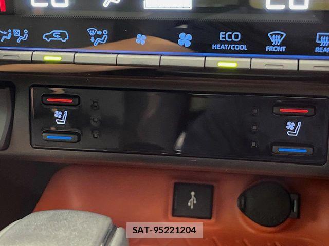 Toyota RAV4 2022-04 8075312-5