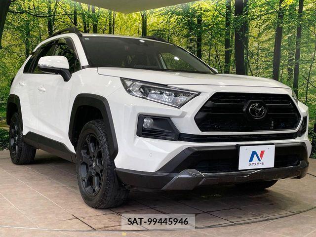 Toyota RAV4 2021-02 8075310-15