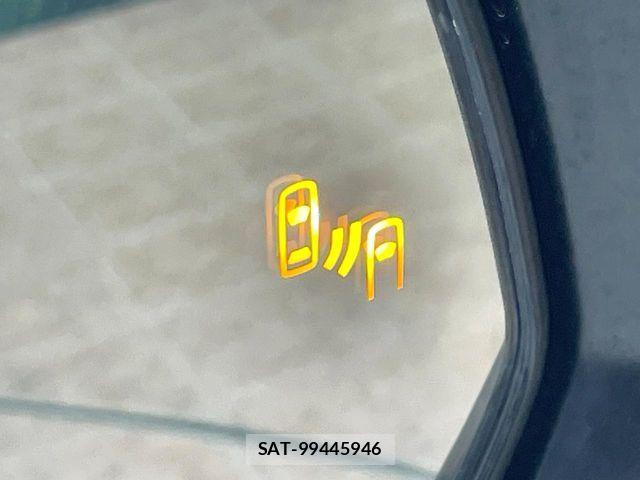 Toyota RAV4 2021-02 8075310-5