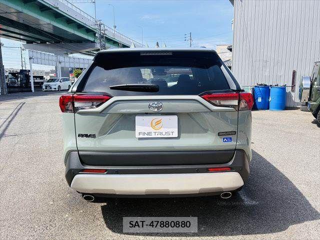 Toyota RAV4 2024-11 8075306-20