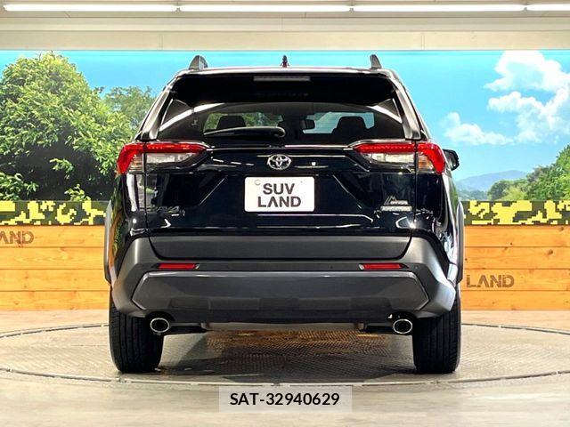 Toyota RAV4 2021-12 8075308-14