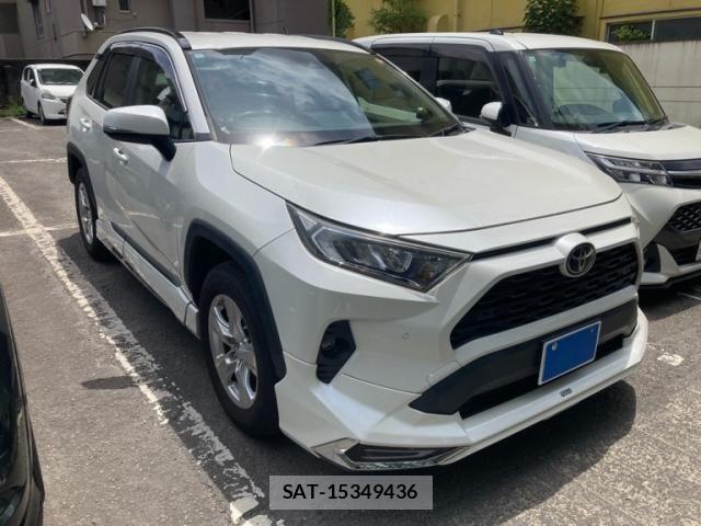 Toyota RAV4 2019-04 8075316-1