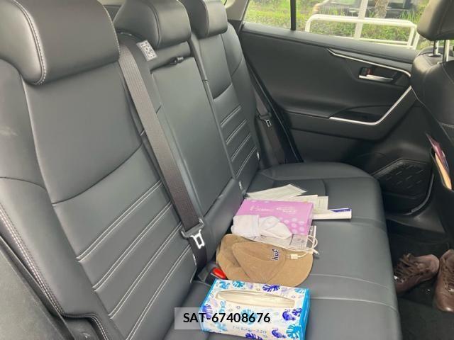 Toyota RAV4 2020-02 8075314-11