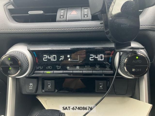 Toyota RAV4 2020-02 8075314-22