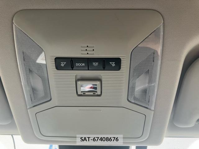 Toyota RAV4 2020-02 8075314-24