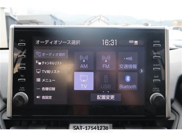 Toyota RAV4 2021-07 8075298-27