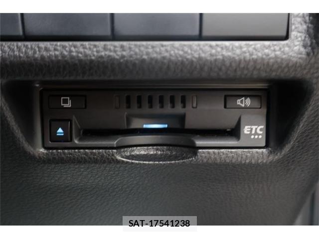 Toyota RAV4 2021-07 8075298-5