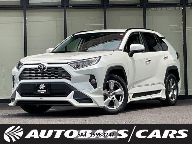 Toyota RAV4 2021-09 8075311-0