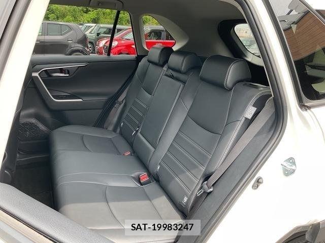 Toyota RAV4 2021-09 8075311-8