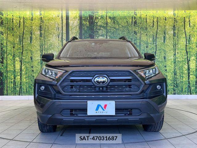 Toyota RAV4 2023-03 8101503-13