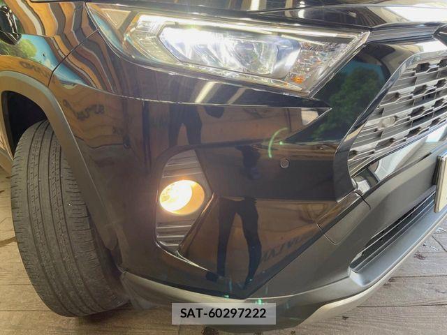 Toyota RAV4 2020-09 8101529-11