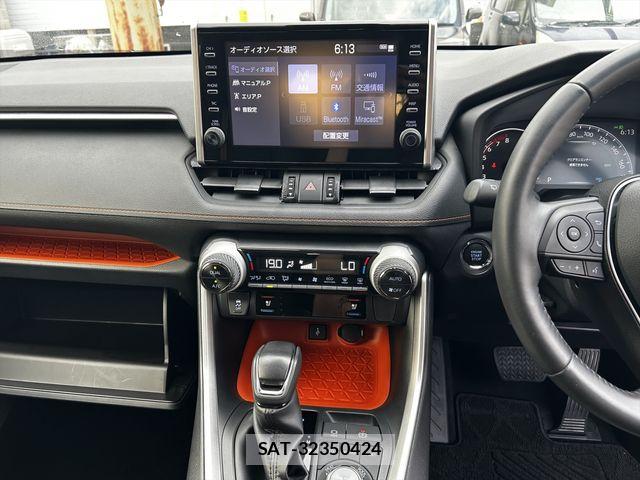 Toyota RAV4 2022-05 8101506-17
