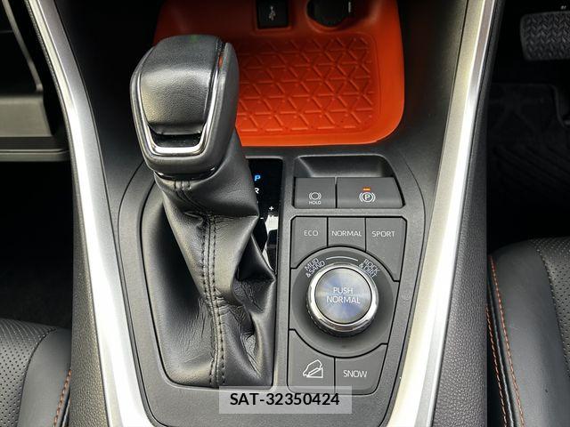 Toyota RAV4 2022-05 8101506-20