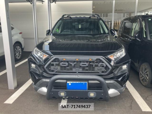 Toyota RAV4 2020-03 8101532-0