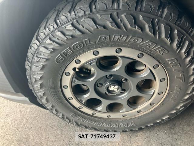 Toyota RAV4 2020-03 8101532-9