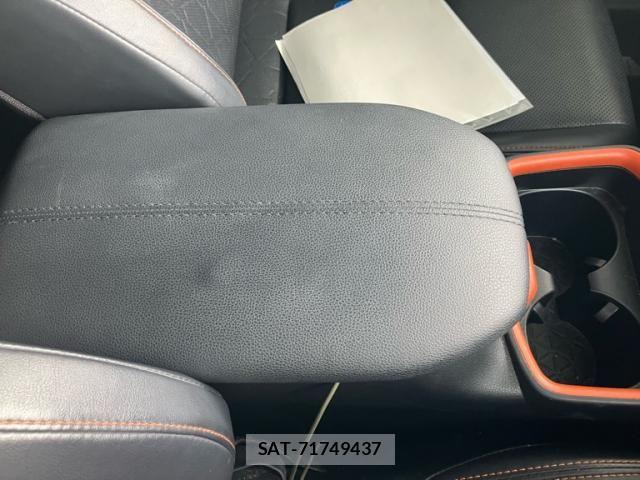 Toyota RAV4 2020-03 8101532-15