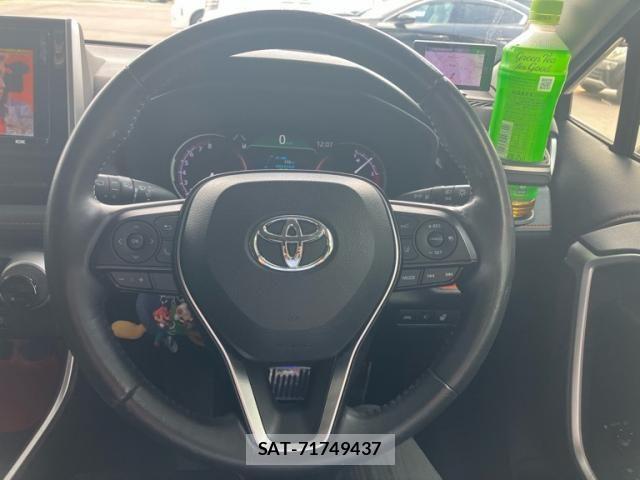 Toyota RAV4 2020-03 8101532-17