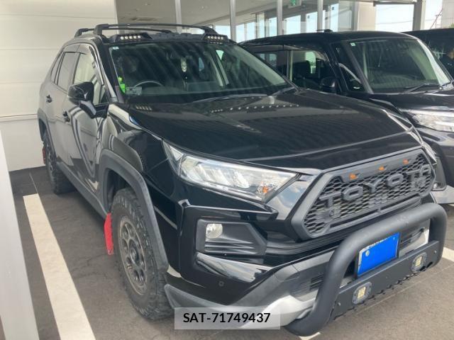 Toyota RAV4 2020-03 8101532-2